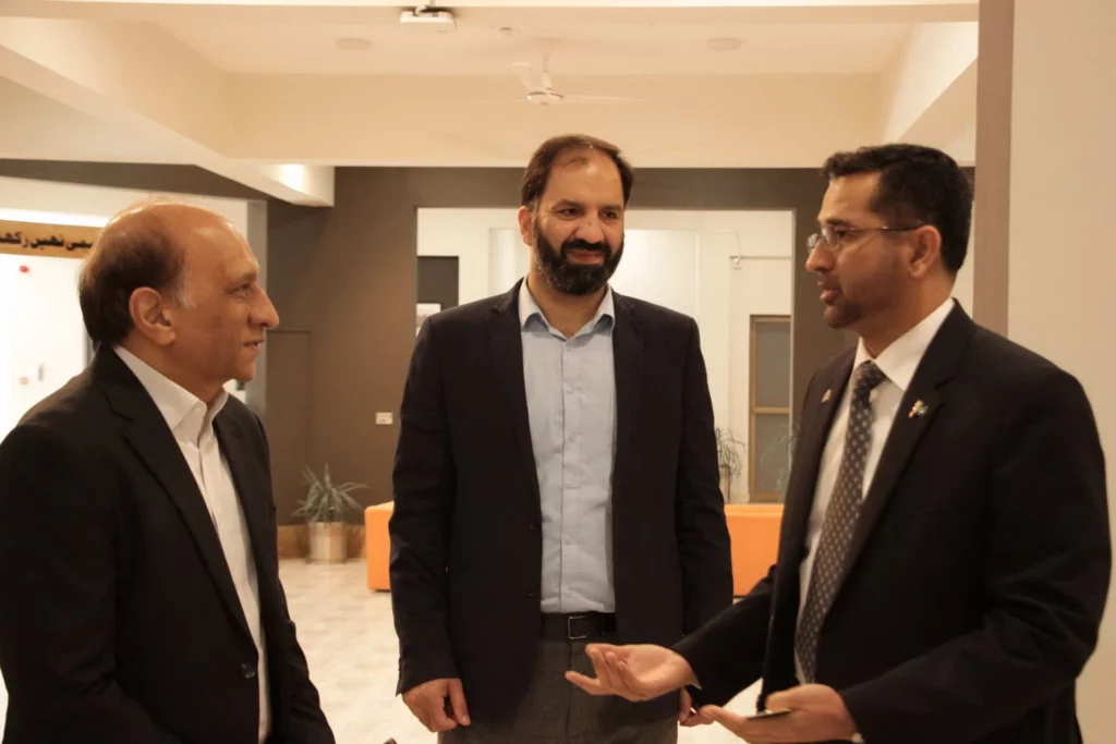 Dr. Naveed Anwar CSI Bangkok meets NUST team
